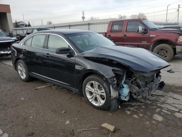 2018 Ford Taurus SEL