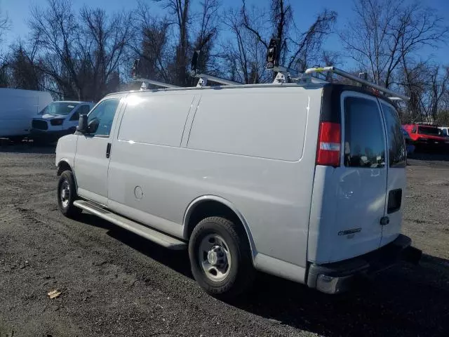 2020 Chevrolet Express G2500