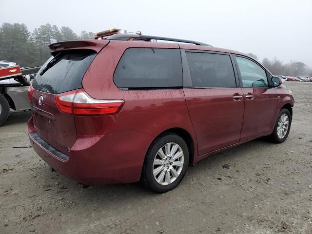 2017 Toyota Sienna XLE