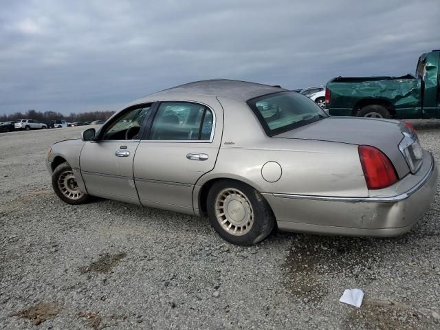 2001 Lincoln Town Car Executive