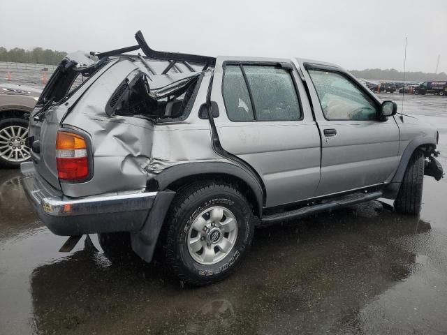 1998 Nissan Pathfinder XE