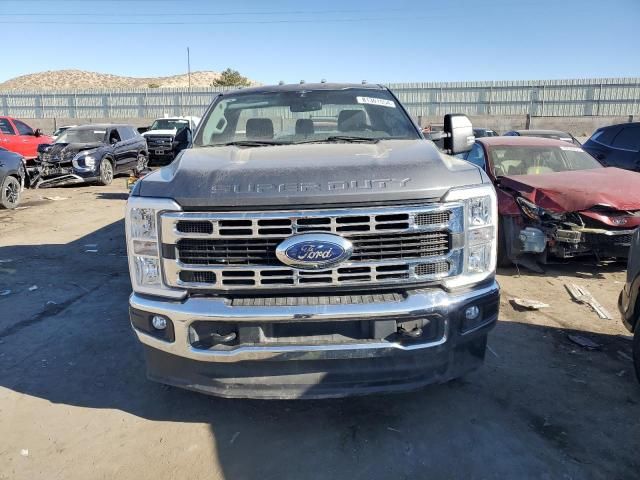 2023 Ford F350 Super Duty