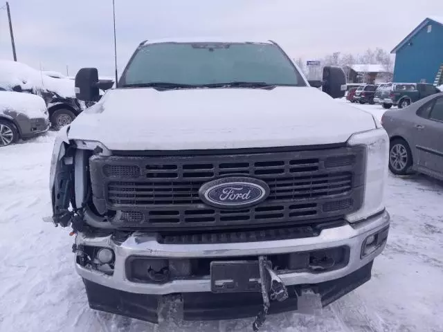 2023 Ford F350 Super Duty