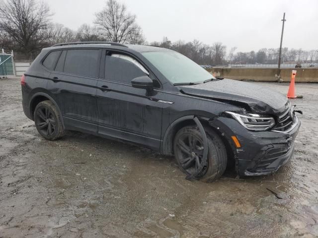 2023 Volkswagen Tiguan SE R-LINE Black