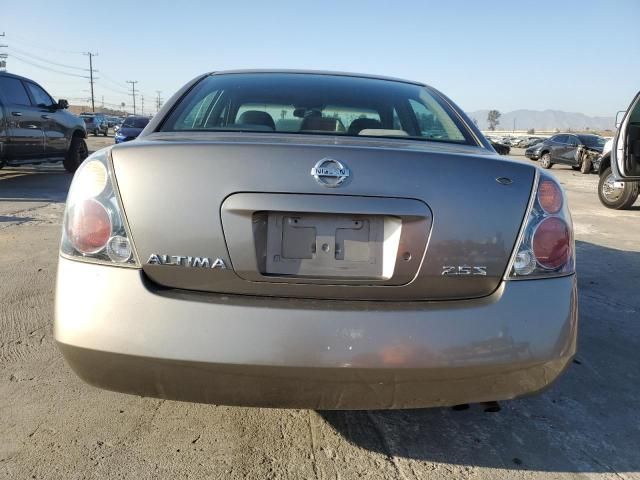 2004 Nissan Altima Base