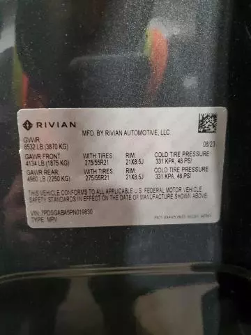 2023 Rivian R1S Adventure