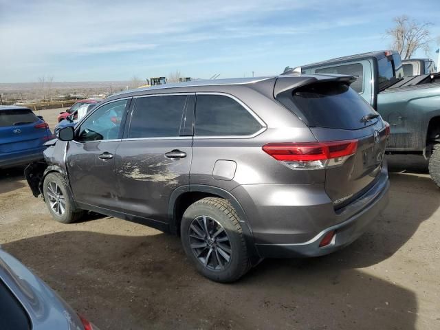 2019 Toyota Highlander SE