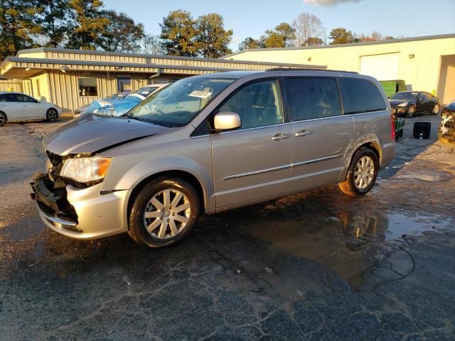 2013 Chrysler Town & Country Touring