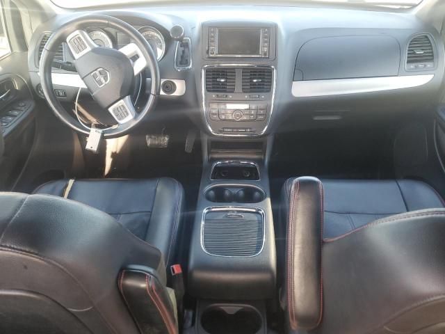 2013 Dodge Grand Caravan R/T