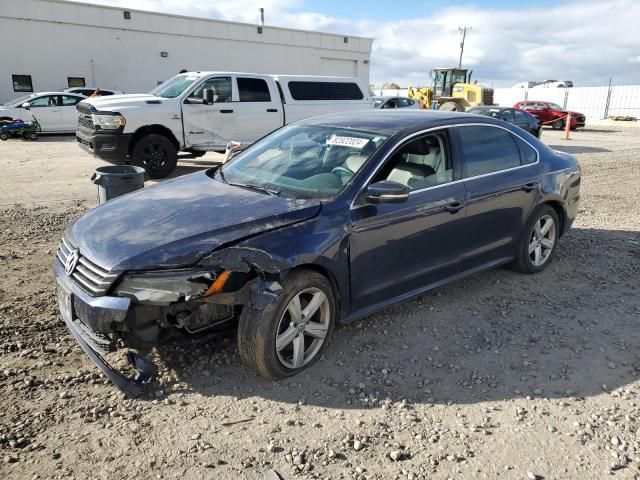 2013 Volkswagen Passat SE