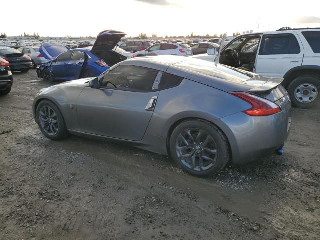 2018 Nissan 370Z Base