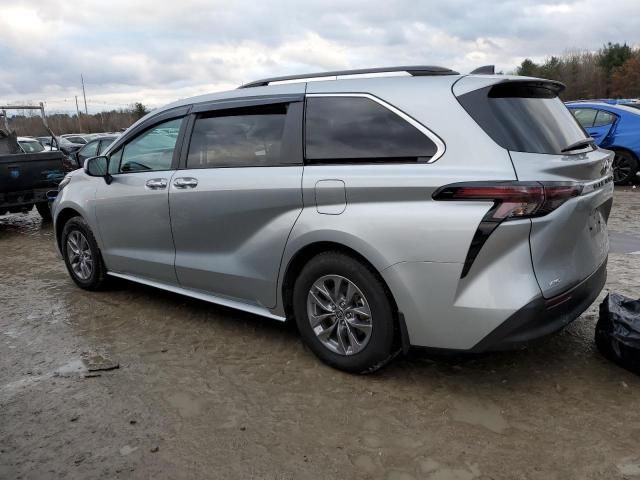 2024 Toyota Sienna XLE