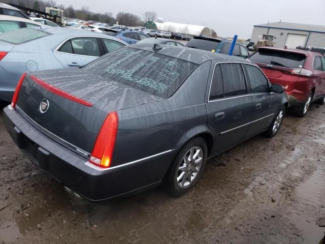 2011 Cadillac DTS Luxury Collection