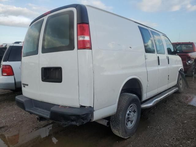 2017 Chevrolet Express G2500