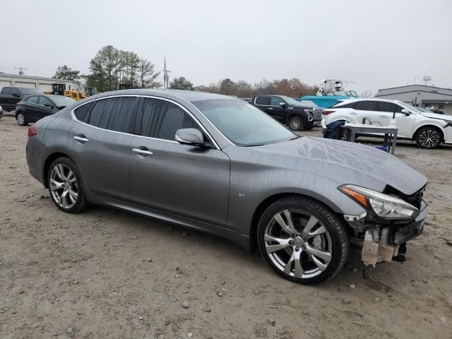 2015 Infiniti Q70 3.7