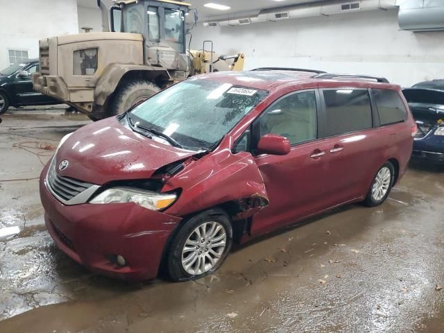 2011 Toyota Sienna XLE