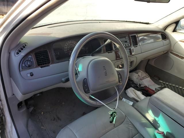 2000 Lincoln Town Car Executive