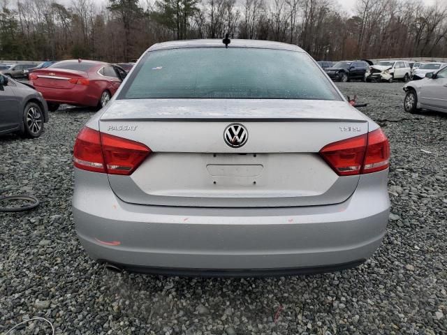 2015 Volkswagen Passat SE