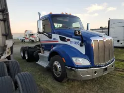 Peterbilt salvage cars for sale: 2016 Peterbilt 579