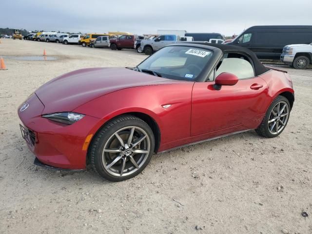 2022 Mazda MX-5 Miata Grand Touring