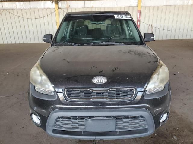 2013 KIA Soul +