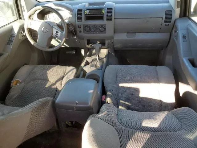 2005 Nissan Frontier Crew Cab LE