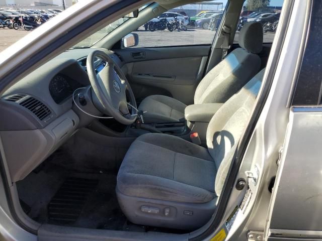 2004 Toyota Camry LE