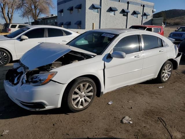 2013 Chrysler 200 Touring