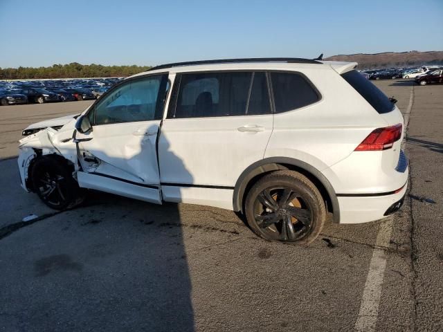 2024 Volkswagen Tiguan SE R-LINE Black