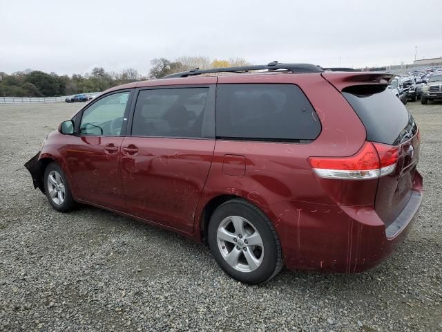 2013 Toyota Sienna LE