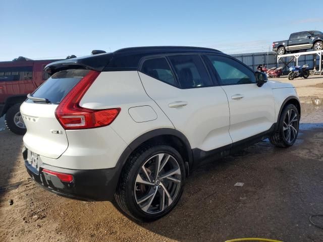 2021 Volvo XC40 T5 R-Design