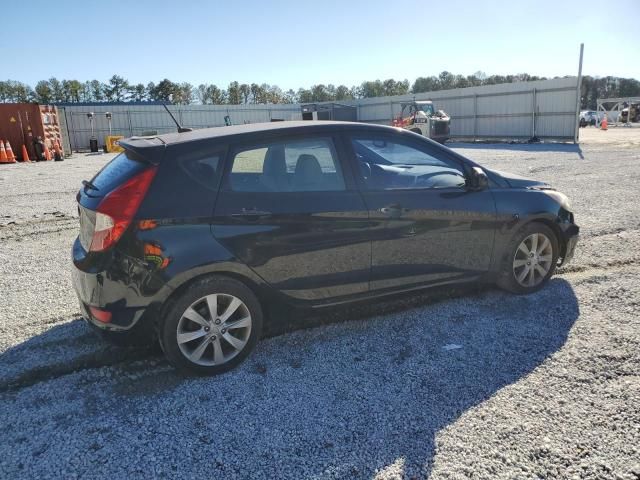 2012 Hyundai Accent GLS