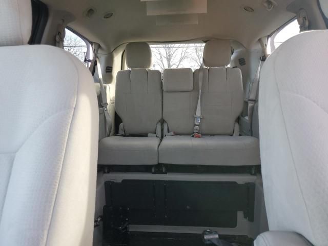 2011 Dodge Grand Caravan Crew