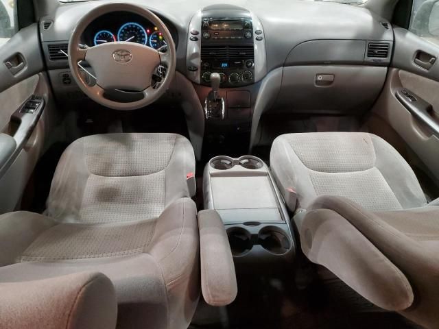 2006 Toyota Sienna CE