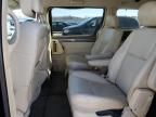 2010 Volkswagen Routan SE