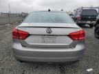 2014 Volkswagen Passat SE