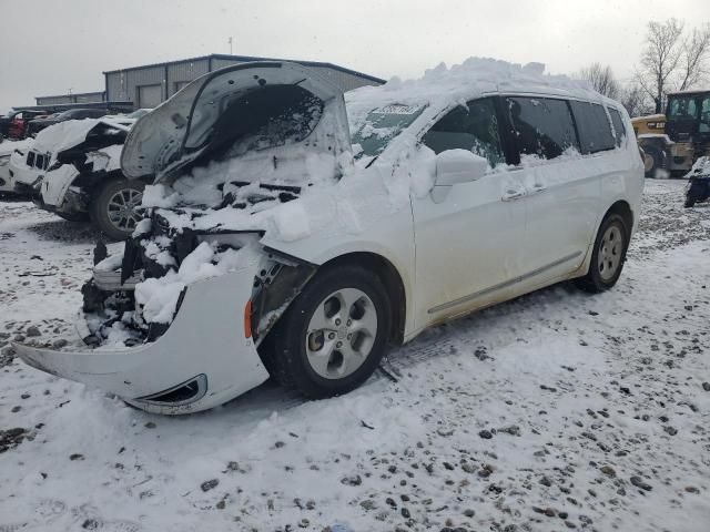 2017 Chrysler Pacifica Touring L Plus