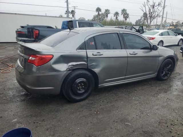 2013 Chrysler 200 Limited