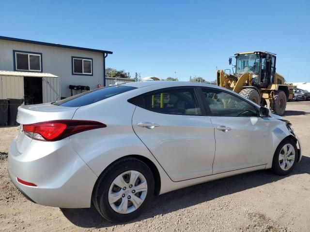 2016 Hyundai Elantra SE