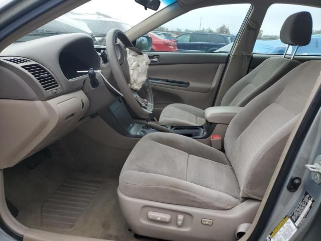 2005 Toyota Camry LE