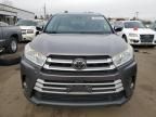 2017 Toyota Highlander SE