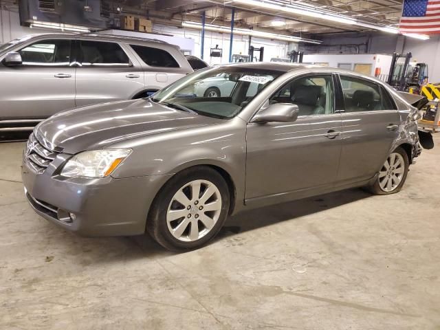 2005 Toyota Avalon XL