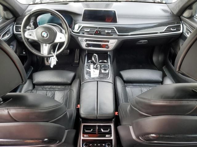 2022 BMW 750 XI