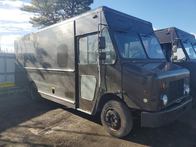 2009 Freightliner Chassis M Line WALK-IN Van