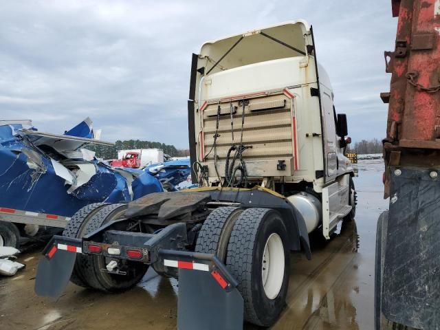 2018 Freightliner Cascadia 125