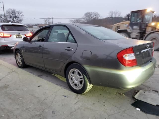 2004 Toyota Camry LE