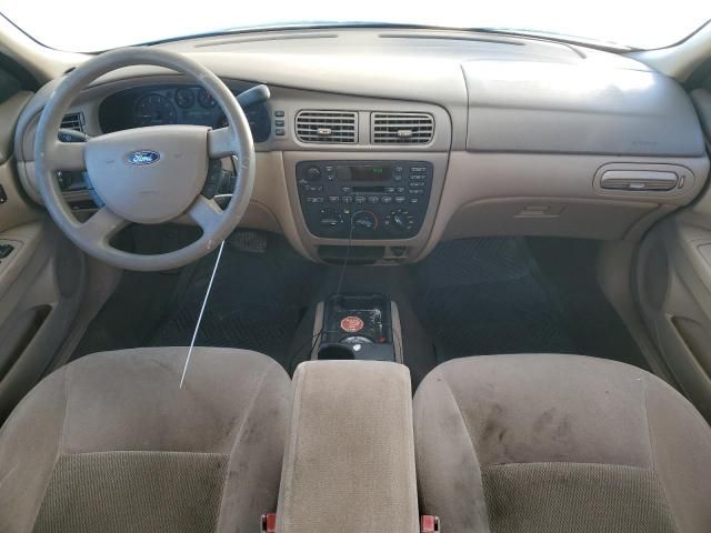 2005 Ford Taurus SE