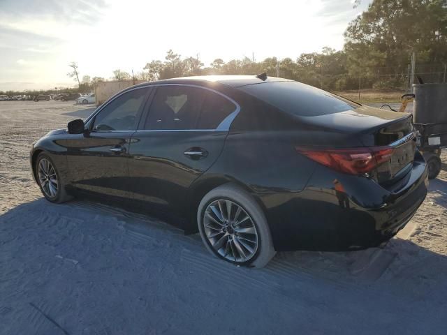 2018 Infiniti Q50 Luxe