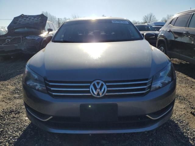 2014 Volkswagen Passat SE