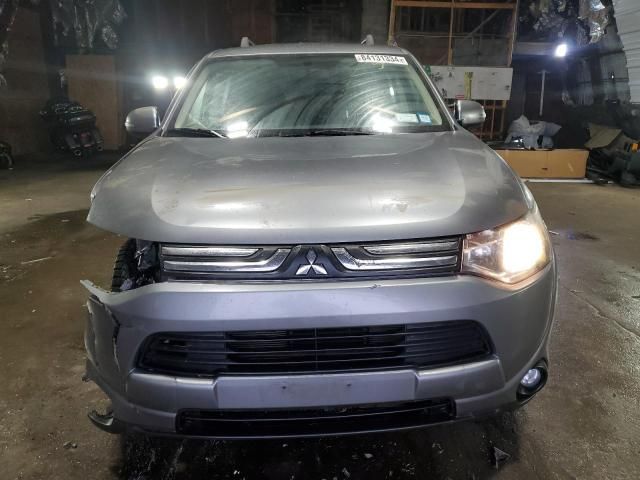 2014 Mitsubishi Outlander SE